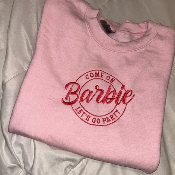 💖 Barbie crewneck 💖 - Picture 2 of 6